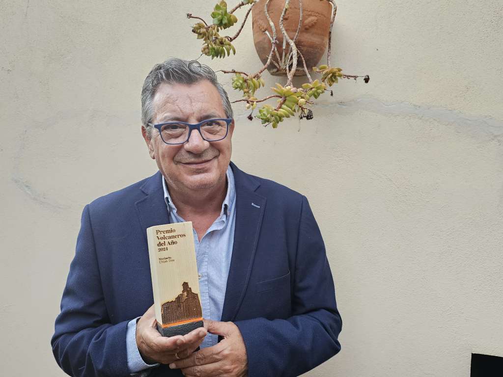 El acto de entrega de los Premios Volcaneros del Año 2024 tuvo lugar en la plaza del Carmen, de Arafo