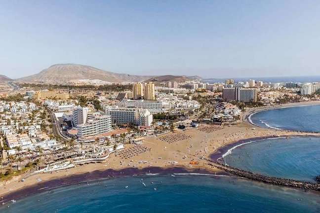Muchos de los complejos de cuatro y cinco estrellas de Playa de las Américas y Costa Adeje han  reforzado la seguridad privada 